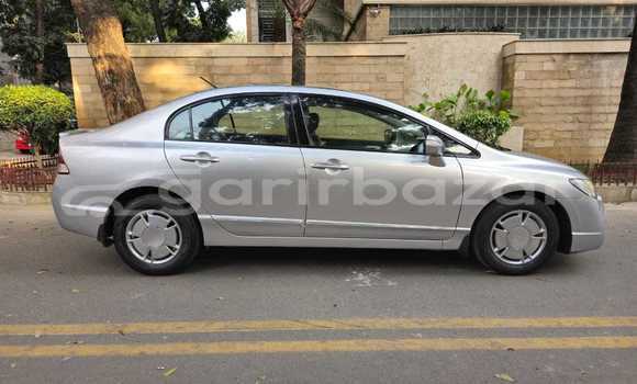 Buy Used 2009 Honda Civic in Dhaka, Dhaka Buy Used 2009 Honda Civic in Dhaka, Dhaka