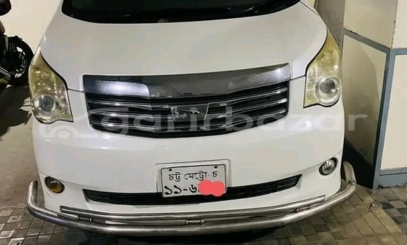 Buy Used Toyota Noah in Bajitpur, Kishorganj Buy Used Toyota Noah in Bajitpur, Kishorganj