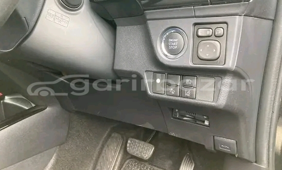 Buy Used Toyota fielder (new shape) in Alamdanga, Chuadanga Buy Used Toyota fielder (new shape) in Alamdanga, Chuadanga