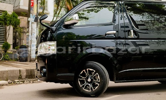 Buy Used 2021 Toyota Hiace in Badarganj, Rangpur Buy Used 2021 Toyota Hiace in Badarganj, Rangpur