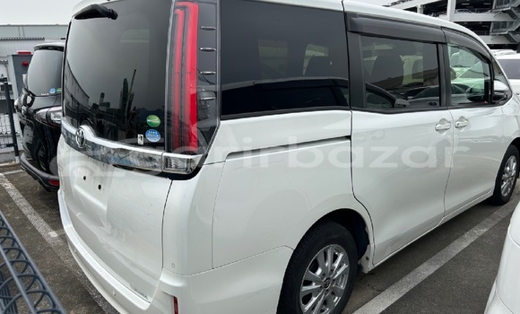 Buy Import 2019 Toyota noah g in Dhaka, Dhaka Buy Import 2019 Toyota noah g in Dhaka, Dhaka