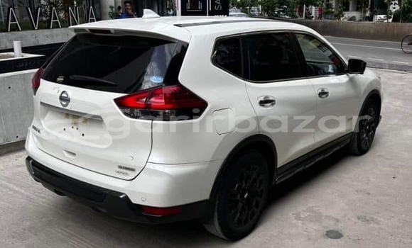 Buy Import 2018 Nissan X-Trail in Dhaka, Dhaka Buy Import 2018 Nissan X-Trail in Dhaka, Dhaka