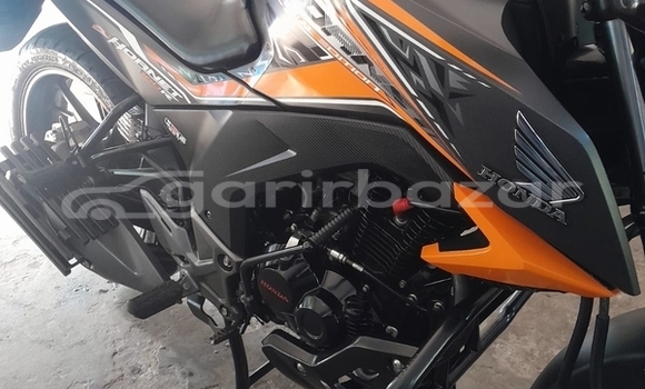 Buy Used 2022 Honda CB in Satkhira, Satkhira Buy Used 2022 Honda CB in Satkhira, Satkhira