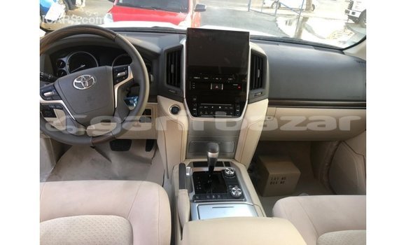 কিনুন আমদানি Toyota গাড়ী কিনুন আমদানি Toyota গাড়ী