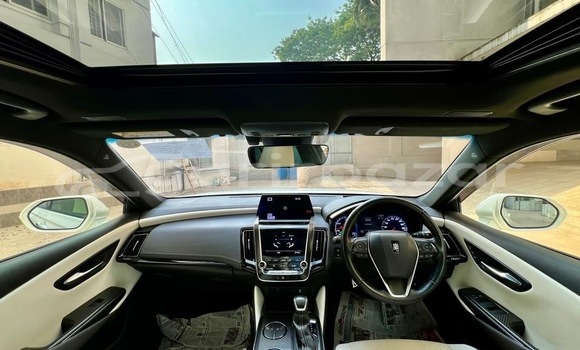 Buy New 2018 Toyota Crown RS Advance in Dhaka, Dhaka Buy New 2018 Toyota Crown RS Advance in Dhaka, Dhaka