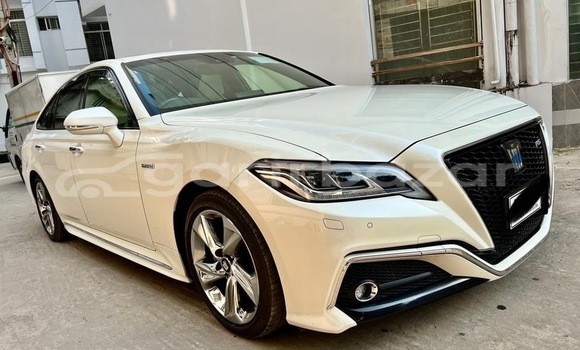 Buy New 2018 Toyota Crown RS Advance in Dhaka, Dhaka Buy New 2018 Toyota Crown RS Advance in Dhaka, Dhaka