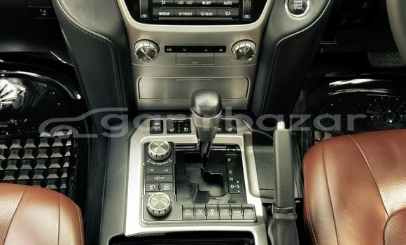 Buy Used 2019 Toyota Land Cruiser in Dhaka, Dhaka Buy Used 2019 Toyota Land Cruiser in Dhaka, Dhaka