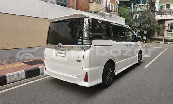 Buy Import 2019 Toyota voxy zs kiramiki in Dhaka, Dhaka Buy Import 2019 Toyota voxy zs kiramiki in Dhaka, Dhaka