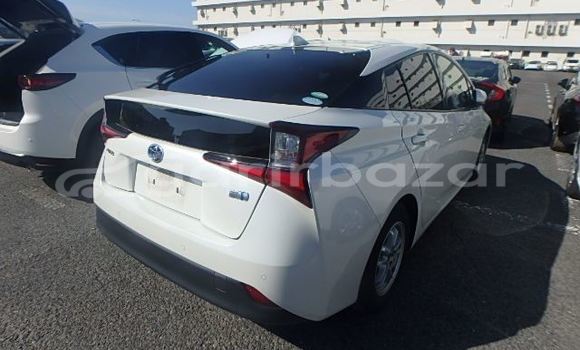 Buy Import 2019 Toyota Prius in Dhaka, Dhaka Buy Import 2019 Toyota Prius in Dhaka, Dhaka