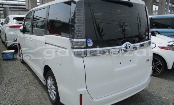 Buy Import 2020 Toyota Voxy in Dhaka, Dhaka Buy Import 2020 Toyota Voxy in Dhaka, Dhaka