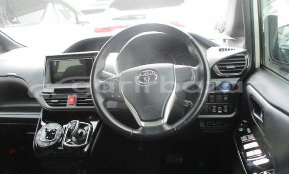 Buy Import 2020 Toyota Voxy in Dhaka, Dhaka Buy Import 2020 Toyota Voxy in Dhaka, Dhaka