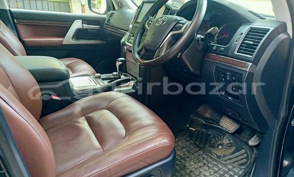 Buy Used 2018 Toyota Land Cruiser in Dhaka, Dhaka Buy Used 2018 Toyota Land Cruiser in Dhaka, Dhaka