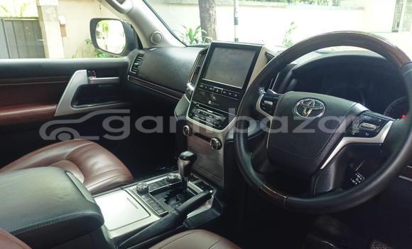 Buy Used 2018 Toyota Land Cruiser in Dhaka, Dhaka Buy Used 2018 Toyota Land Cruiser in Dhaka, Dhaka