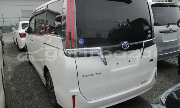 Buy Import 2019 Toyota Esquire in Dhaka, Dhaka Buy Import 2019 Toyota Esquire in Dhaka, Dhaka