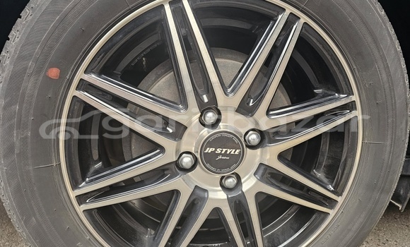 Buy Import 2019 Toyota Axio fielder in Dhaka, Dhaka Buy Import 2019 Toyota Axio fielder in Dhaka, Dhaka