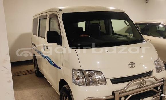 কেনা ব্যবহৃত Toyota Raize White গাড়ী মধ্যে ঢাকা মধ্যে Dhaka কেনা ব্যবহৃত Toyota Raize White গাড়ী মধ্যে ঢাকা মধ্যে Dhaka