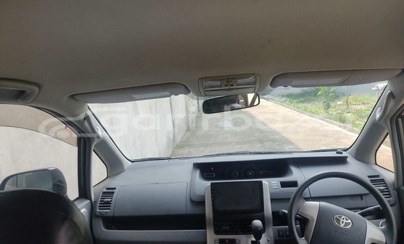 কেনা ব্যবহৃত Toyota Noah Black গাড়ী মধ্যে ঢাকা মধ্যে Dhaka কেনা ব্যবহৃত Toyota Noah Black গাড়ী মধ্যে ঢাকা মধ্যে Dhaka