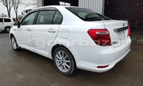 কেনা ব্যবহৃত Toyota axio White গাড়ী মধ্যে ঢাকা মধ্যে Dhaka কেনা ব্যবহৃত Toyota axio White গাড়ী মধ্যে ঢাকা মধ্যে Dhaka