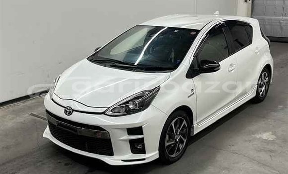 Buy Used 2022 Toyota Aqua in Badarganj, Rangpur