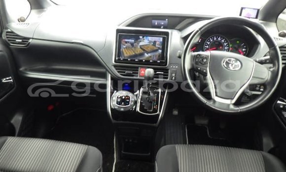 কেনা ব্যবহৃত Toyota Voxy Black গাড়ী মধ্যে ঢাকা মধ্যে Dhaka কেনা ব্যবহৃত Toyota Voxy Black গাড়ী মধ্যে ঢাকা মধ্যে Dhaka