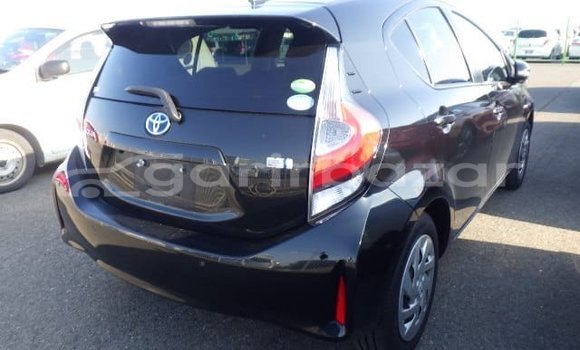 কেনা ব্যবহৃত Toyota Aqua Black গাড়ী মধ্যে ঢাকা মধ্যে Dhaka কেনা ব্যবহৃত Toyota Aqua Black গাড়ী মধ্যে ঢাকা মধ্যে Dhaka