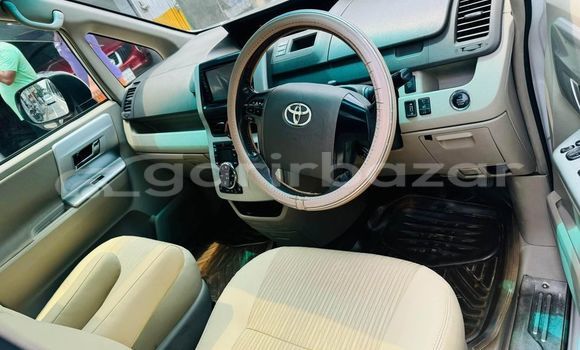 Buy Used 2020 Toyota Noah in Bagerhat, Khulna Buy Used 2020 Toyota Noah in Bagerhat, Khulna