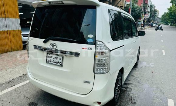 Buy Used 2020 Toyota Noah in Bagerhat, Khulna Buy Used 2020 Toyota Noah in Bagerhat, Khulna
