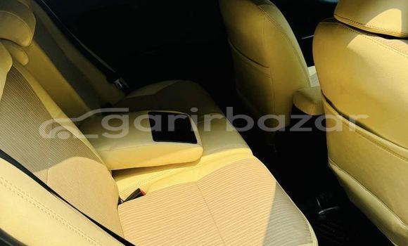 Buy Used 2010 Toyota axio fielder in Dhaka, Dhaka Buy Used 2010 Toyota axio fielder in Dhaka, Dhaka