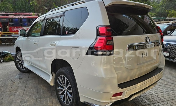 Buy Used 2020 Toyota Land Cruiser in Dhaka, Dhaka Buy Used 2020 Toyota Land Cruiser in Dhaka, Dhaka
