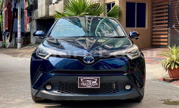 কেনা ব্যবহৃত Toyota C-HR Blue গাড়ী মধ্যে ঢাকা মধ্যে Dhaka কেনা ব্যবহৃত Toyota C-HR Blue গাড়ী মধ্যে ঢাকা মধ্যে Dhaka