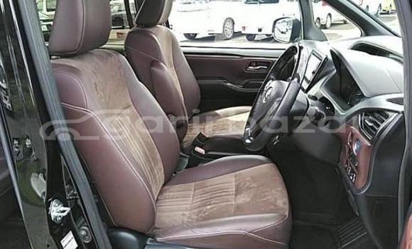 কেনা ব্যবহৃত Toyota Esquire Black গাড়ী মধ্যে ঢাকা মধ্যে Dhaka কেনা ব্যবহৃত Toyota Esquire Black গাড়ী মধ্যে ঢাকা মধ্যে Dhaka