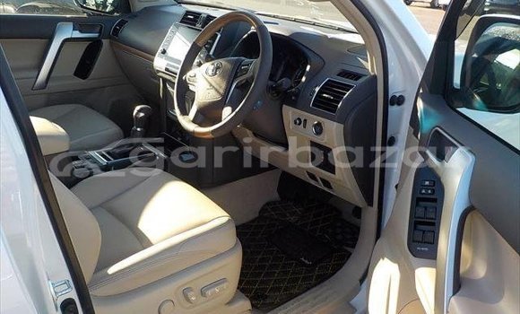 কেনা ব্যবহৃত Toyota Land Cruiser White গাড়ী মধ্যে ঢাকা মধ্যে Dhaka কেনা ব্যবহৃত Toyota Land Cruiser White গাড়ী মধ্যে ঢাকা মধ্যে Dhaka