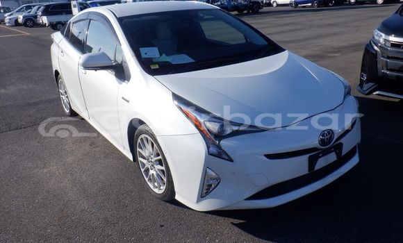 কেনা ব্যবহৃত Toyota prius White গাড়ী মধ্যে ঢাকা মধ্যে Dhaka কেনা ব্যবহৃত Toyota prius White গাড়ী মধ্যে ঢাকা মধ্যে Dhaka