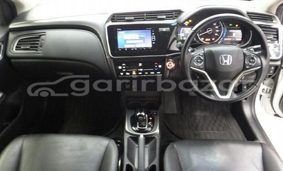 কেনা ব্যবহৃত Honda Grace White গাড়ী মধ্যে ঢাকা মধ্যে Dhaka কেনা ব্যবহৃত Honda Grace White গাড়ী মধ্যে ঢাকা মধ্যে Dhaka