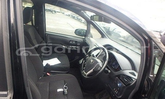 কেনা ব্যবহৃত Toyota Voxy Black গাড়ী মধ্যে ঢাকা মধ্যে Dhaka কেনা ব্যবহৃত Toyota Voxy Black গাড়ী মধ্যে ঢাকা মধ্যে Dhaka