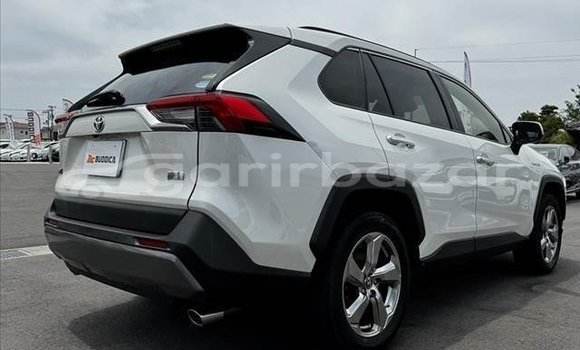 Buy Used 2019 Toyota RAV4 in Dhaka, Dhaka Buy Used 2019 Toyota RAV4 in Dhaka, Dhaka
