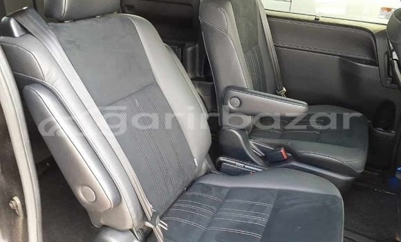 Buy Used 2019 Toyota Esquire in Dhaka, Dhaka Buy Used 2019 Toyota Esquire in Dhaka, Dhaka