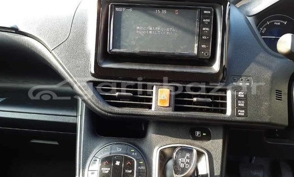 Buy Used 2019 Toyota Voxy in Dhaka, Dhaka Buy Used 2019 Toyota Voxy in Dhaka, Dhaka