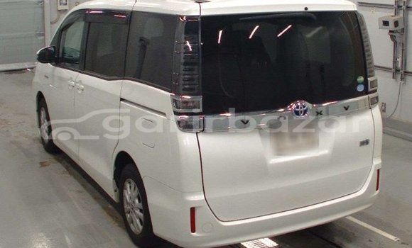 Buy Used 2019 Toyota Voxy in Dhaka, Dhaka Buy Used 2019 Toyota Voxy in Dhaka, Dhaka