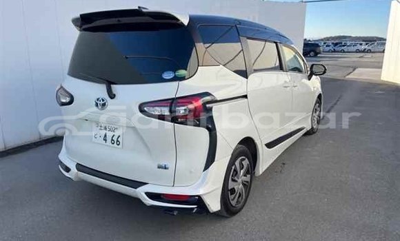 Buy Used 2019 Toyota sienta in Dhaka, Dhaka Buy Used 2019 Toyota sienta in Dhaka, Dhaka