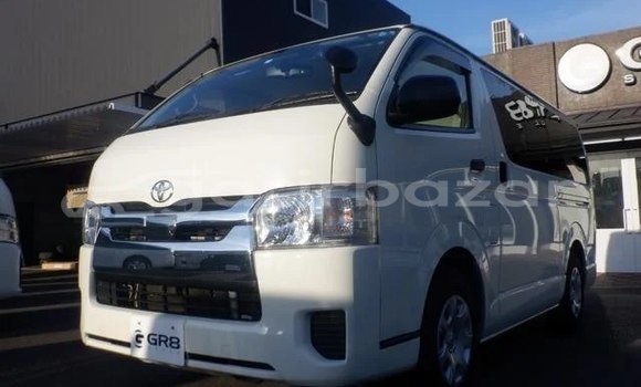 Buy Used 2019 Toyota Hiace in Bajitpur, Kishorganj Buy Used 2019 Toyota Hiace in Bajitpur, Kishorganj