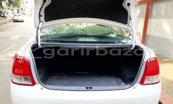কেনা ব্যবহৃত Toyota axio White গাড়ী মধ্যে ঢাকা মধ্যে Dhaka কেনা ব্যবহৃত Toyota axio White গাড়ী মধ্যে ঢাকা মধ্যে Dhaka