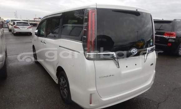 Buy Used 2021 Toyota Esquire in Dhaka, Dhaka Buy Used 2021 Toyota Esquire in Dhaka, Dhaka