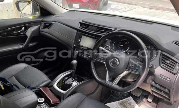 Buy Import 2018 Nissan X-Trail in Dhaka, Dhaka Buy Import 2018 Nissan X-Trail in Dhaka, Dhaka