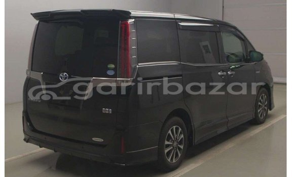 Buy Used 2019 Toyota Esquire in Dhaka, Dhaka Buy Used 2019 Toyota Esquire in Dhaka, Dhaka