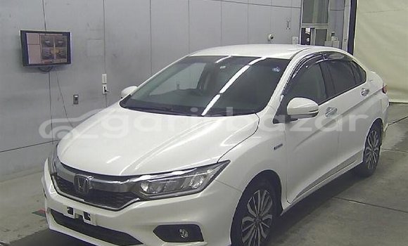 কেনা ব্যবহৃত Honda Grace White গাড়ী মধ্যে ঢাকা মধ্যে Dhaka কেনা ব্যবহৃত Honda Grace White গাড়ী মধ্যে ঢাকা মধ্যে Dhaka