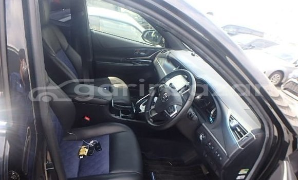 Buy Used 2019 Toyota Harrier in Dhaka, Dhaka Buy Used 2019 Toyota Harrier in Dhaka, Dhaka