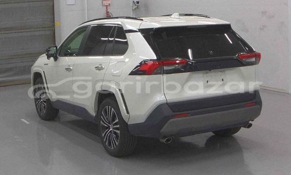 Buy Used 2020 Toyota CH-R in Dhaka, Dhaka Buy Used 2020 Toyota CH-R in Dhaka, Dhaka