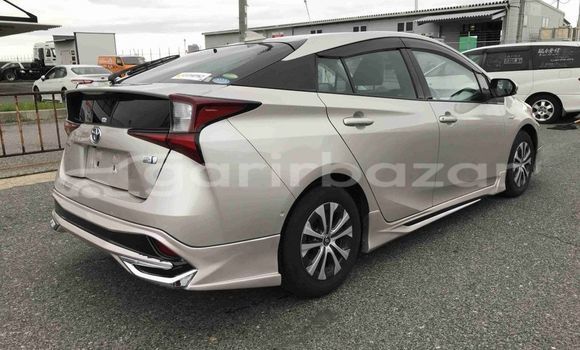 Buy Used 2019 Toyota prius in Dhaka, Dhaka Buy Used 2019 Toyota prius in Dhaka, Dhaka