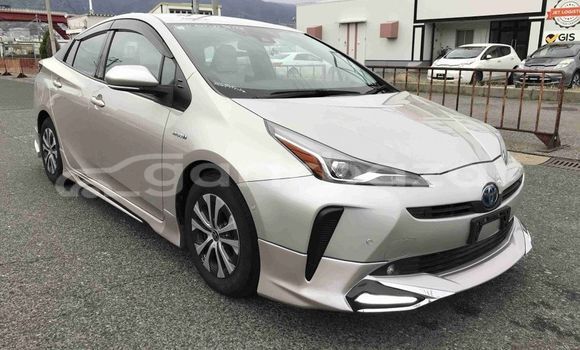 Buy Used 2019 Toyota prius in Dhaka, Dhaka Buy Used 2019 Toyota prius in Dhaka, Dhaka